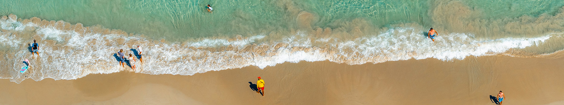 Birds eye view of Leighton Beach in Fremantle